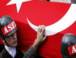 Şehitlerimize son görev!