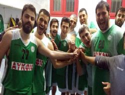 Mamak üçlük attı