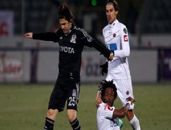 Gençler ‘Kartal'a karşı