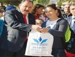 Kazan'da 100 öğrenciye sınavlara hazırlık kursu