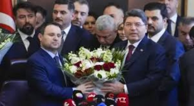 Akın Gürlek Görevi Yılmaz Tunç'tan Devraldı