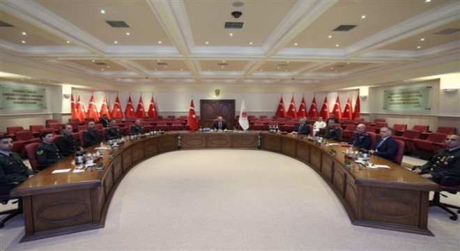 Bakan Güler, Kara Kuvvetleri Komutanı Orgeneral Bayraktaroğlu'nu kabul etti