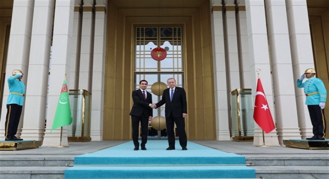 Cumhurbaşkanı Erdoğan, Türkmenistanlı mevkidaşı Berdimuhammedov'u resmi törenle karşıladı