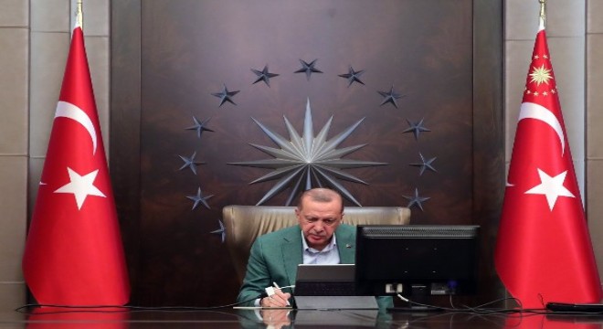 Cumhurbaşkanı Erdoğan'dan Regaib Kandili mesajı
