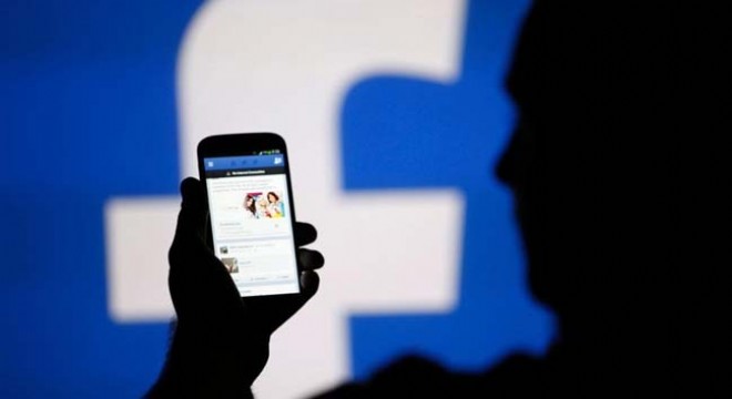 Facebooktan ek iş yaptı, tazminatsız kovuldu
