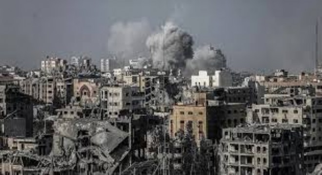 Gazze'de Saldırılar ve Kıtlık Can Kaybını Artırıyor