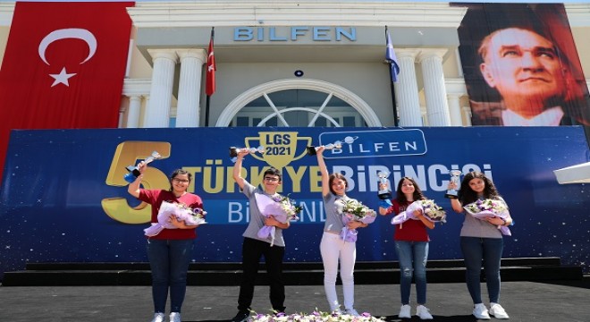 LGS 2021'de “5 TÜRKİYE BİRİNCİSİ