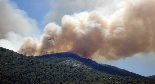 Marmaris'teki yangını söndürme çalışmalarına TSK desteği