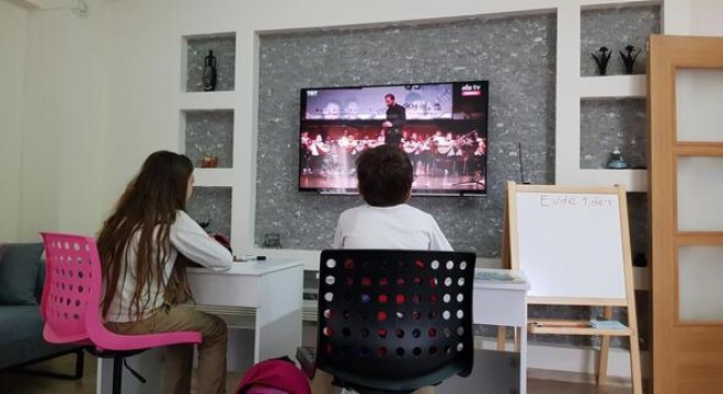 Öğrenciler için ‘Öğretmenin Yanında'