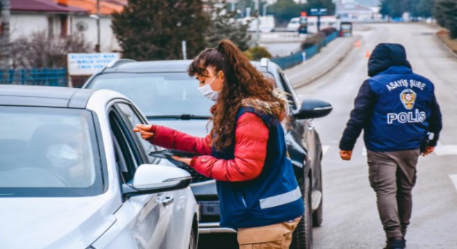 Polis ve jandarmandan ''Huzurlu Sokaklar ve Terör Suçları'' uygulaması