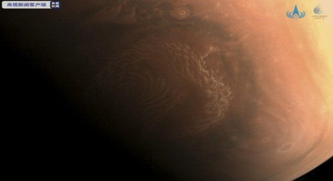 Tianwen-1, Mars'ın yer şekillerini gösteren yeni fotoğraflar gönderdi