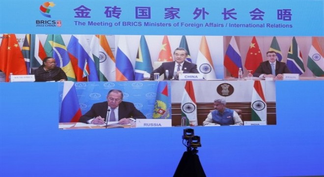 “Askeri destek Ukrayna'ya barışı getirmez, yaptırım Avrupa'daki güvenlik sıkıntısını çözmez”